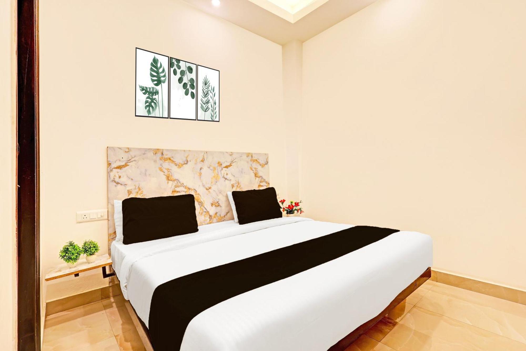 The Krishna'S Bliss Ghaziabad Exterior photo