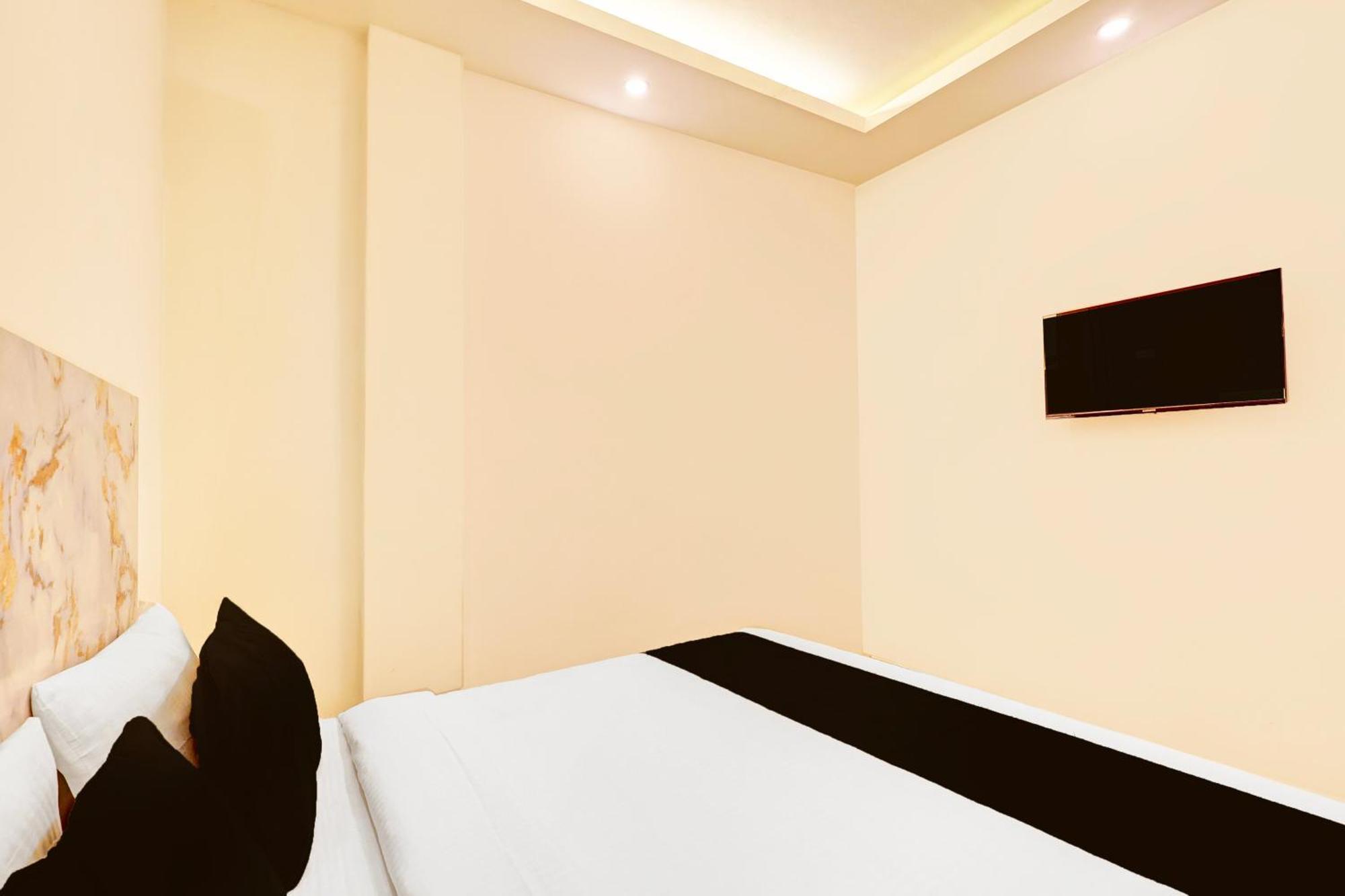 The Krishna'S Bliss Ghaziabad Exterior photo