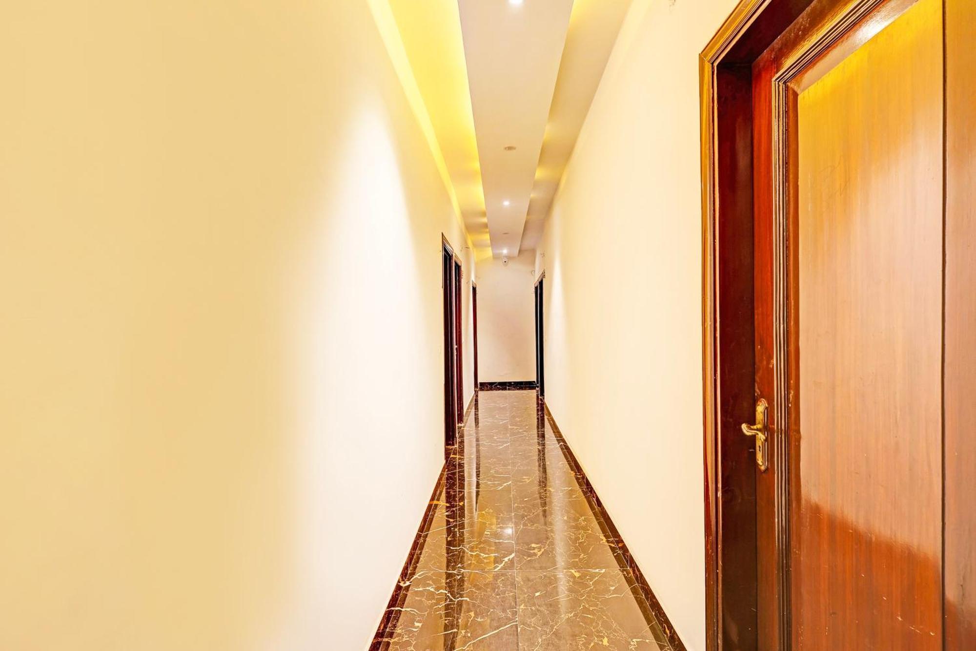 The Krishna'S Bliss Ghaziabad Exterior photo